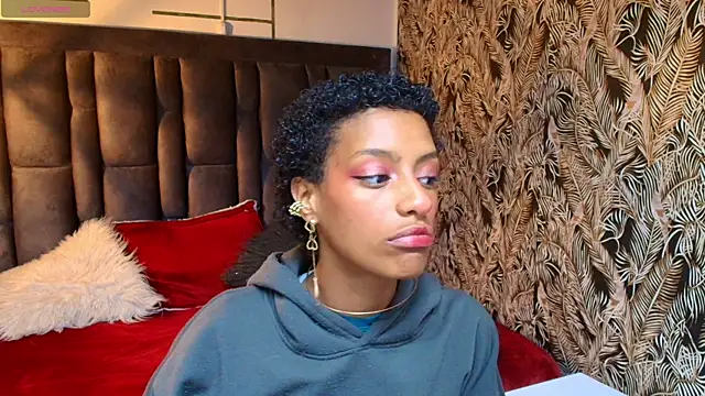 Zia Green online show from April 29, 2026, 12:42 pm