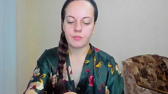 Snapshot of Sabrina_Lavv chatting on September 11, 2025, 2:28 pm Sabrina Lavv online show from September 11, 2025, 2:28 pm