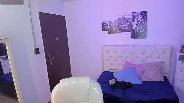 Amy Kiitty  online show from February 24, 2026, 1:34 pm