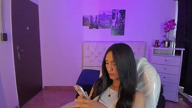 Amy Kiitty  online show from February 25, 2026, 1:22 pm