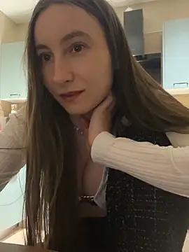 viviandaimond1 online show from March 1, 2025, 9:04 pm