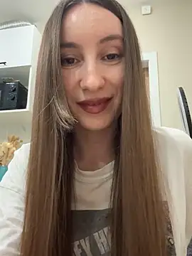 viviandaimond1 online show from September 17, 2025, 5:59 pm