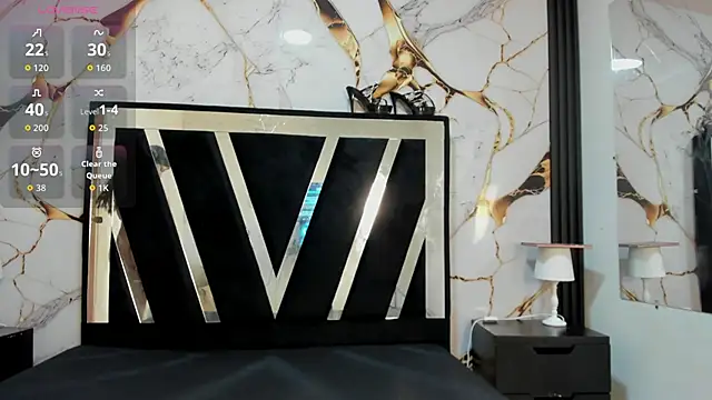 Snapshot of KarinaSimonz chatting on December 17, 2025, 7:52 pm KarinaSimonz online show from December 17, 2025, 7:52 pm