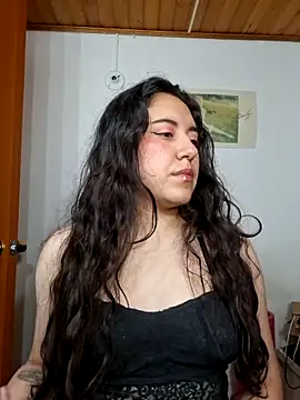 Snapshot of Emi_chik chatting on March 26, 2026, 10:46 am Emi chik online show from March 26, 2026, 10:46 am