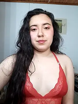 Emi chik online show from November 26, 2025, 10:48 am