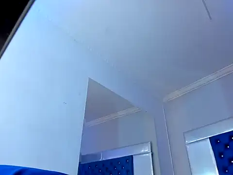 Eyleen Santos online show from October 31, 2025, 8:16 pm