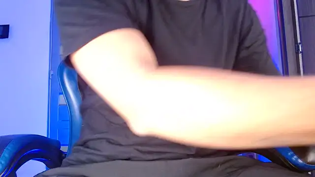 Snapshot of SexyBoy-Bigclit chatting on May 12, 2026, 2:01 pm SexyBoy-Bigclit online show from May 12, 2026, 2:01 pm