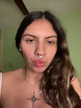 Argentiiniita online show from April 11, 2026, 8:45 pm