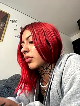 Kuromi LS online show from November 4, 2025, 7:39 pm