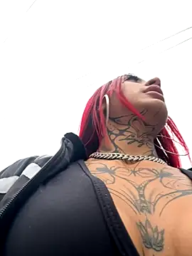 Kuromi LS online show from October 17, 2025, 7:04 pm