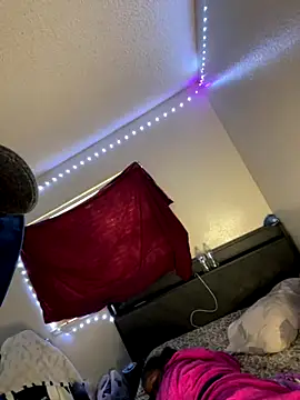 gamingcouple420 online show from December 13, 2025, 8:04 pm