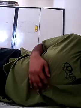 Snapshot of mahiforyou11 chatting on March 17, 2025, 5:45 am mahiforyou11 online show from March 17, 2025, 5:45 am