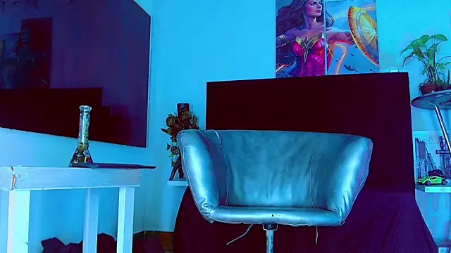 HannibalLester online show from December 20, 2025, 4:26 am