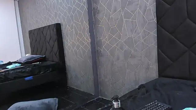 NicoleJonss online show from March 15, 2025, 9:19 am