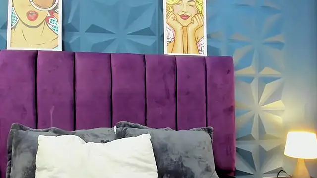 NicoleJonss online show from May 27, 2026, 3:14 am