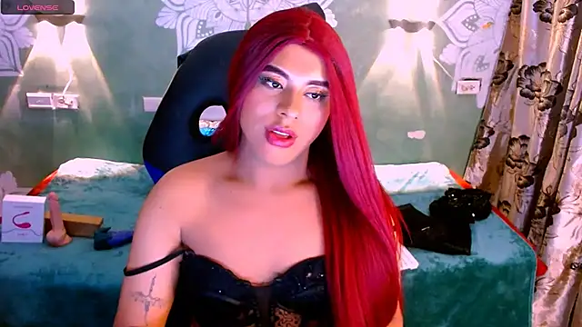 Snapshot of Emili_Roux chatting on March 2, 2025, 5:20 pm Emili Roux online show from March 2, 2025, 5:20 pm