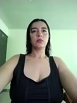 hailey85 online show from April 10, 2026, 4:58 pm