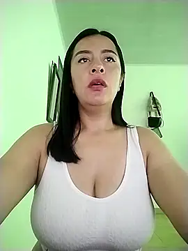 hailey85 online show from March 3, 2026, 5:09 pm