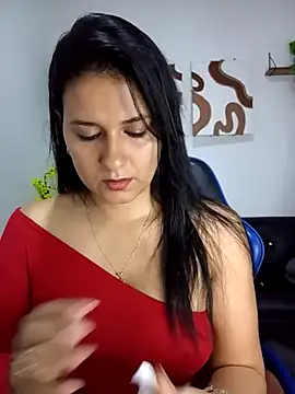 Snapshot of elena_jonees chatting on March 27, 2026, 10:11 pm elena jonees online show from March 27, 2026, 10:11 pm