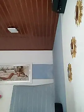 elena jonees online show from March 12, 2025, 7:04 pm