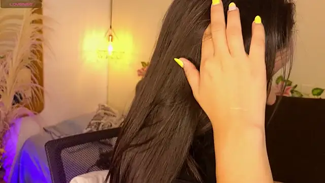 Snapshot of Hannah_williams1 chatting on September 17, 2025, 9:39 pm Hannah williams1 online show from September 17, 2025, 9:39 pm