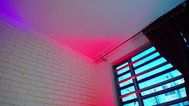 NYX1126 online show from November 21, 2025, 1:10 pm