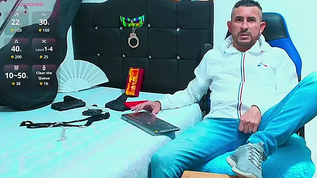 Yeol King online show from November 3, 2025, 6:33 pm