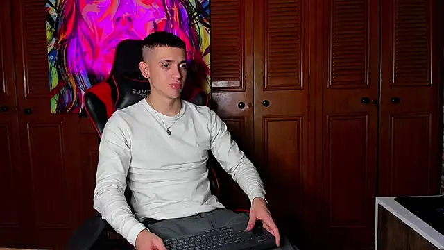 Snapshot of Dimitri_higth420 chatting on March 7, 2025, 10:43 pm Dimitri higth420 online show from March 7, 2025, 10:43 pm