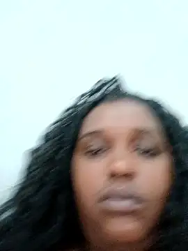 annybarros21 online show from March 19, 2026, 9:31 am