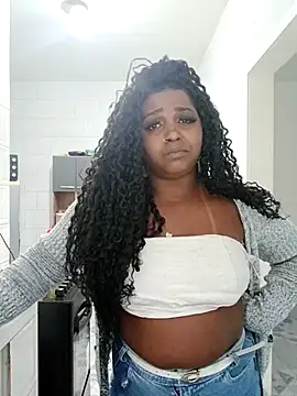 annybarros21 online show from September 13, 2025, 8:42 pm