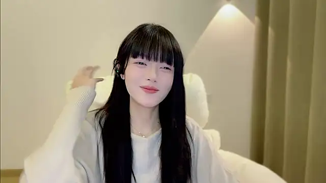 xiaodaibabyy online show from October 13, 2025, 6:26 am