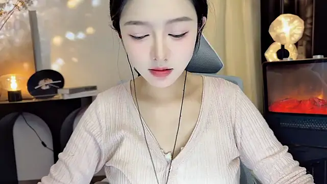 Snapshot of xiaodaibabyy chatting on February 13, 2025, 4:50 pm xiaodaibabyy online show from February 13, 2025, 4:50 pm
