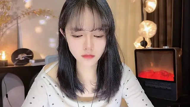 Snapshot of xiaodaibabyy chatting on January 4, 2025, 11:00 am xiaodaibabyy online show from January 4, 2025, 11:00 am