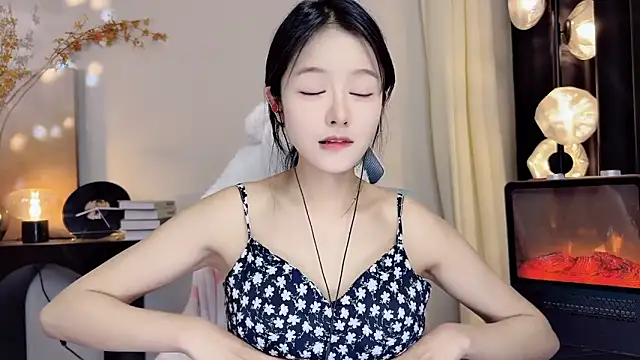 Snapshot of xiaodaibabyy chatting on March 1, 2025, 4:54 pm xiaodaibabyy online show from March 1, 2025, 4:54 pm