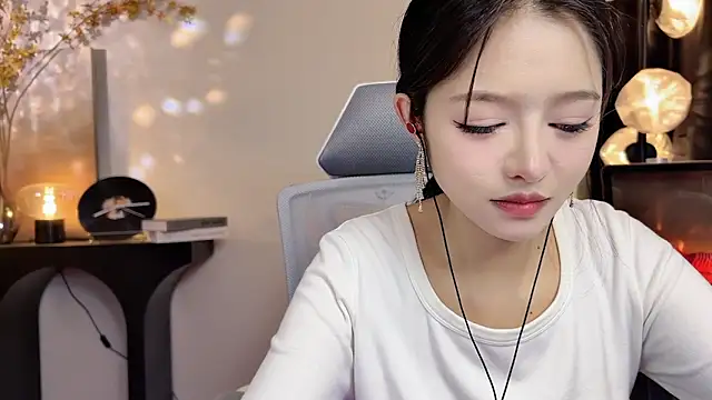 Snapshot of xiaodaibabyy chatting on February 7, 2025, 4:14 pm xiaodaibabyy online show from February 7, 2025, 4:14 pm