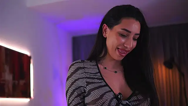 GinaValentinna online show from March 17, 2025, 2:08 am