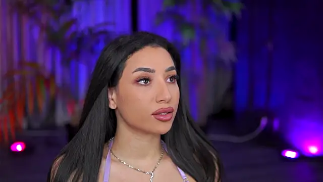 GinaValentinna online show from October 2, 2025, 7:06 pm