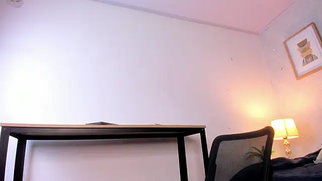 Caroline dh online show from April 11, 2026, 11:36 am