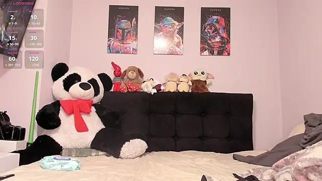 Snapshot of Carlasxdreams chatting on April 21, 2026, 1:42 am Carlasxdreams online show from April 21, 2026, 1:42 am
