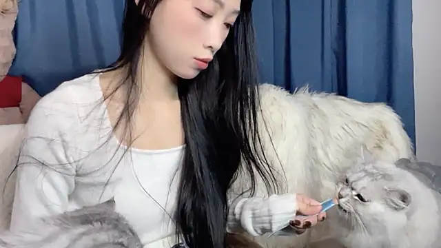 Lili-2 online show from March 3, 2026, 4:58 pm