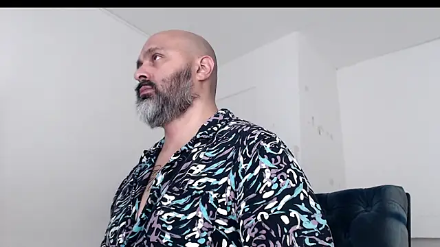 Snapshot of Gabriel_Harmant chatting on February 9, 2026, 2:26 pm Gabriel Harmant online show from February 9, 2026, 2:26 pm