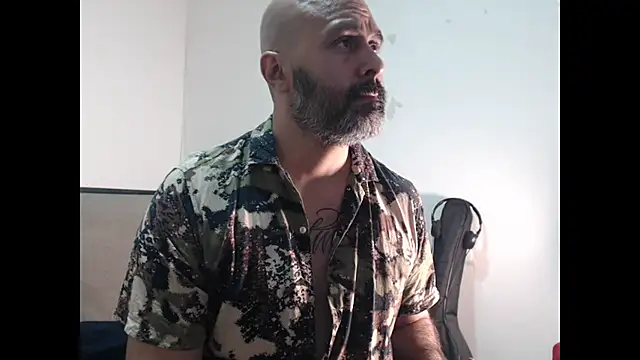 Snapshot of Gabriel_Harmant chatting on December 21, 2024, 5:36 am Gabriel Harmant online show from December 21, 2024, 5:36 am