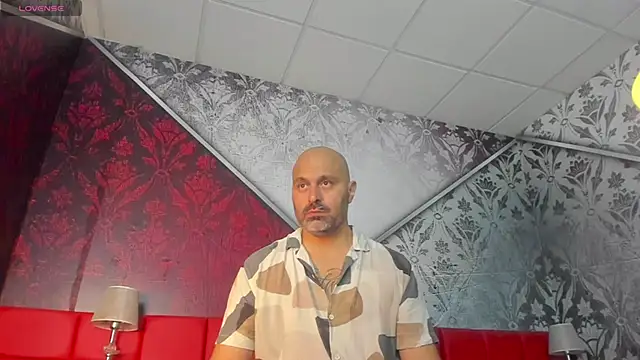 Snapshot of Gabriel_Harmant chatting on December 4, 2024, 11:24 am Gabriel Harmant online show from December 4, 2024, 11:24 am