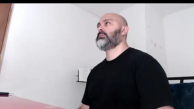 Snapshot of Gabriel_Harmant chatting on February 6, 2026, 2:24 pm Gabriel Harmant online show from February 6, 2026, 2:24 pm