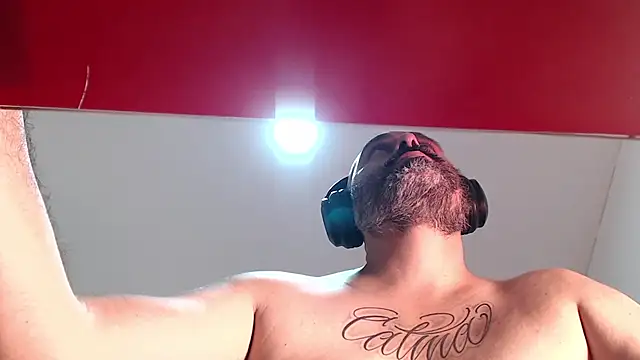 Snapshot of Gabriel_Harmant chatting on December 23, 2024, 8:00 am Gabriel Harmant online show from December 23, 2024, 8:00 am