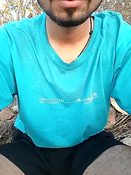 Snapshot of Piyush_2024 chatting on March 13, 2026, 1:43 am Piyush 2024 online show from March 13, 2026, 1:43 am