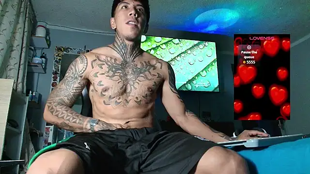 Nickhot0609 online show from February 27, 2026, 2:45 am