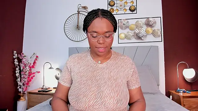 Makena gh online show from November 14, 2025, 2:48 am