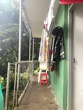 Jestebanano online show from November 3, 2025, 8:12 pm