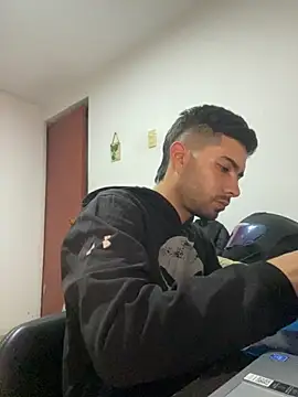 Jestebanano online show from October 30, 2025, 7:06 am